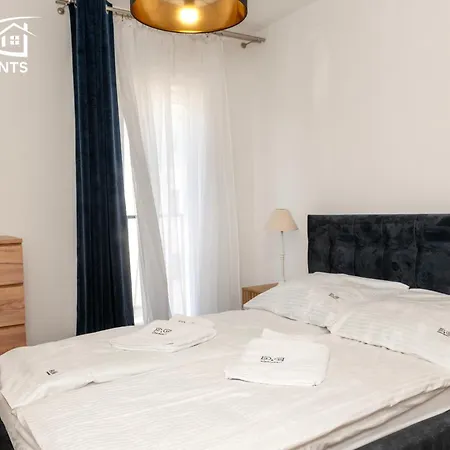 Pine Tree House Blue Apartment